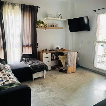Appartamento Piso En Zona Tranquila De - Torrequebrada Golf Benalmádena Esterno foto
